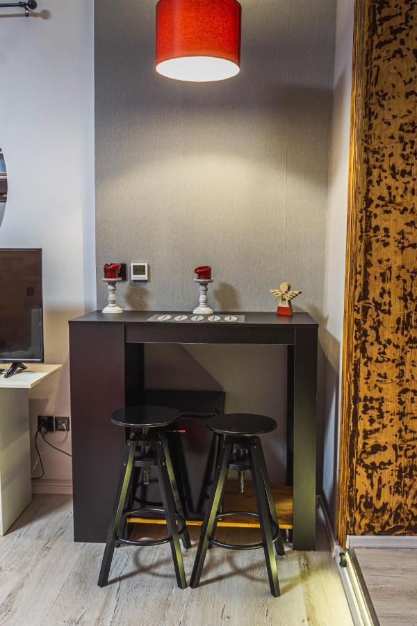 Koa - Inside Old Town Apartment Brasov Bagian luar foto