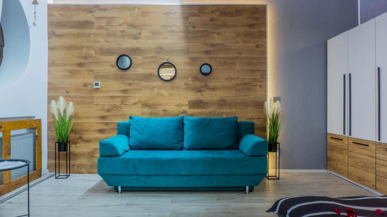 Koa - Inside Old Town Apartment Brasov Bagian luar foto